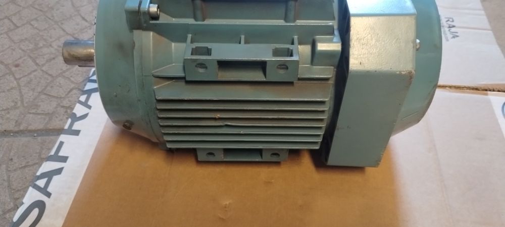 Silnik elektryczny 1,1 kW  1440 obrotów