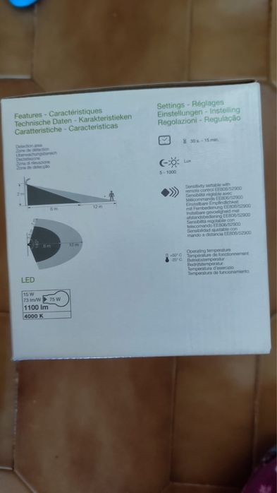 Pronector LED com deteccao de movimento  140°