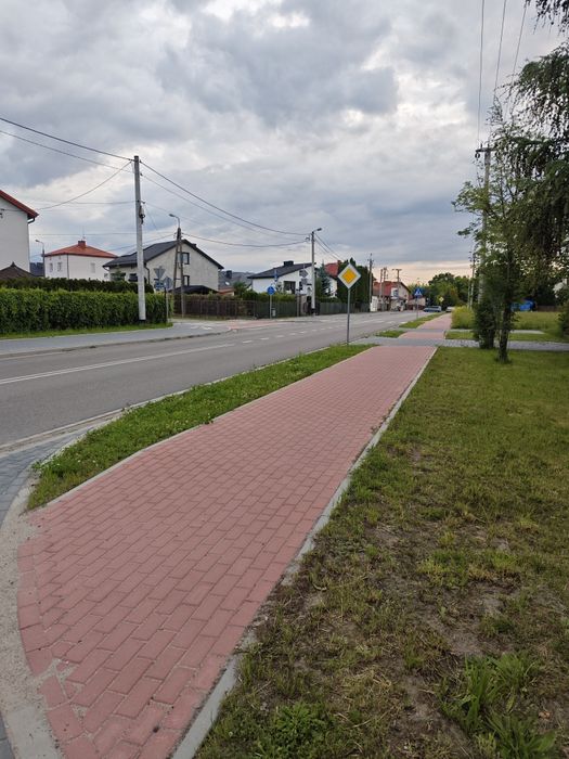 Dziłka Tłuszcz blisko  PKP ul. Nowa / Sieroszewskiego / wypoczynkowa