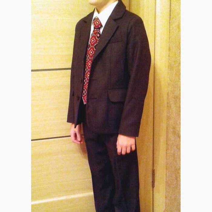 Самовивіз костюм двійка 128, 134 зріст