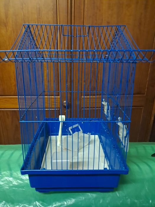 Vendo.   gaiolas