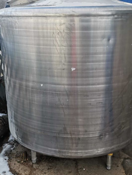 Tank 20 hl  2000 tys litrów nierdzewka zbiornik ok 2 m średnicy 2h