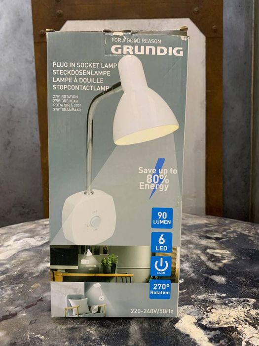 Grundig - Світлодіодна настінна лампа в розетку LED/1,8W/230V