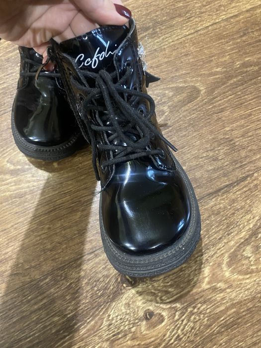 Ботинки на дівчинку в 29 р