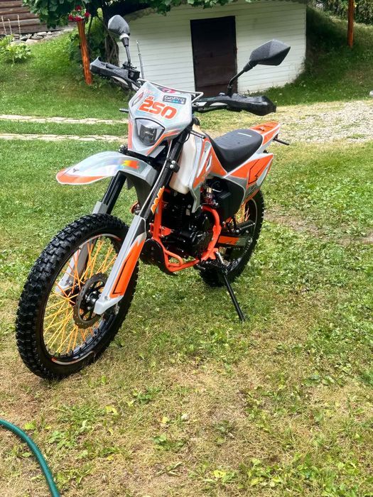 Продам Мотоцикл KOVI JB 250