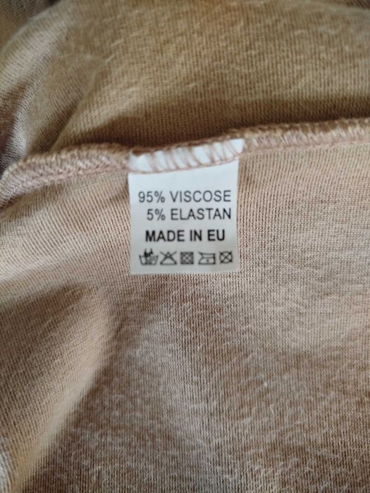 Sukienka elegancka 134