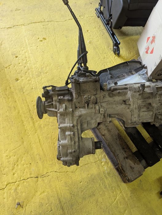Роздатка Mazda B2500, Ford Renger  2002-2011