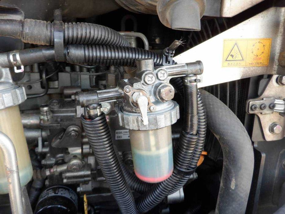 Гусеничний екскаватор HITACHI ZX20UR-5A