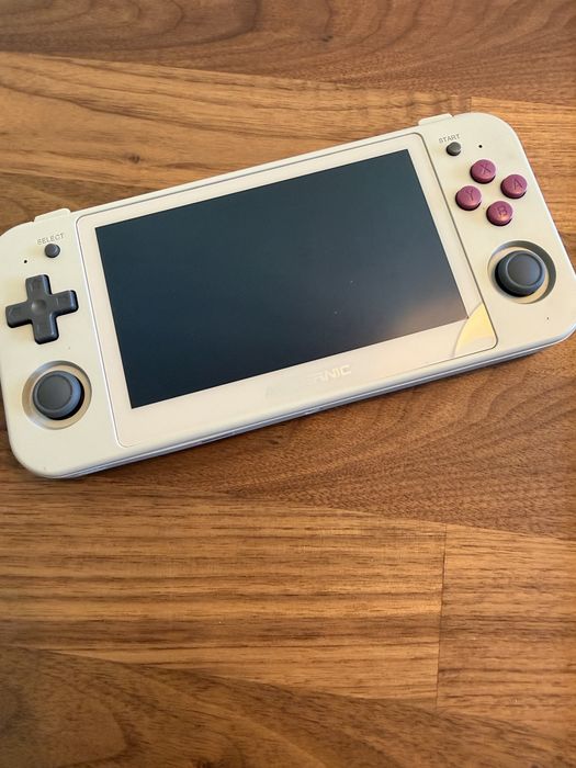 Anbernic RG 505