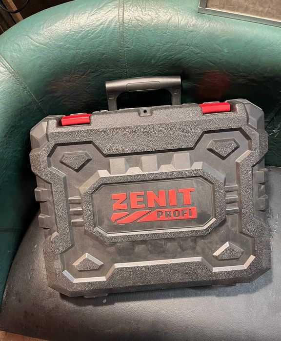 Новий перфоратор Зеніт ЗПП-1250 Профі