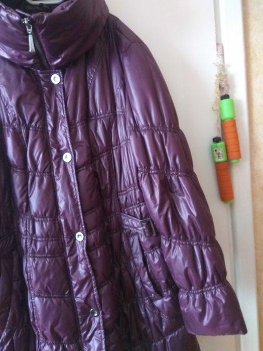 Jak Nowa bardzo duza kurtka zimowa C&A pachy 70 cm razy 2 .