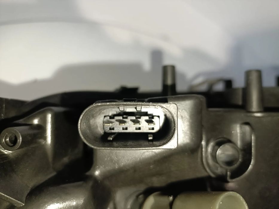 Ótica / farol direita MERCEDES-BENZ Classe M (W164)