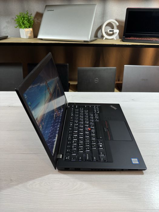 Ноутбук Lenovo T470s/i5-6300U/8 Gb/SSD 128 Gb/Intel HD 520