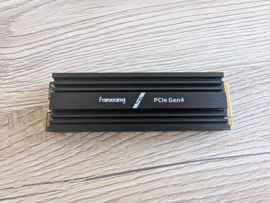 SSD M.2 NVMe 2TB Fanxiang S880 PCIe 4.0 com Dissipador
