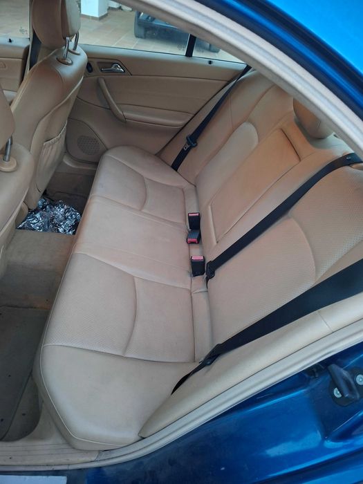 Vendo Mercedes 220 CDI