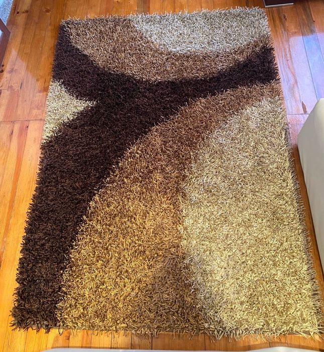 Sala completa em excelente estado