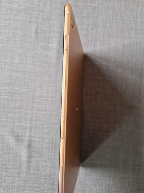 Samsung Galaxy Tab S5e (SMT720)