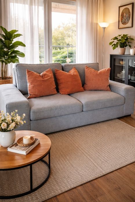 Sofá Kivik 3 lugares com capa Tibbleby bege/cinzento