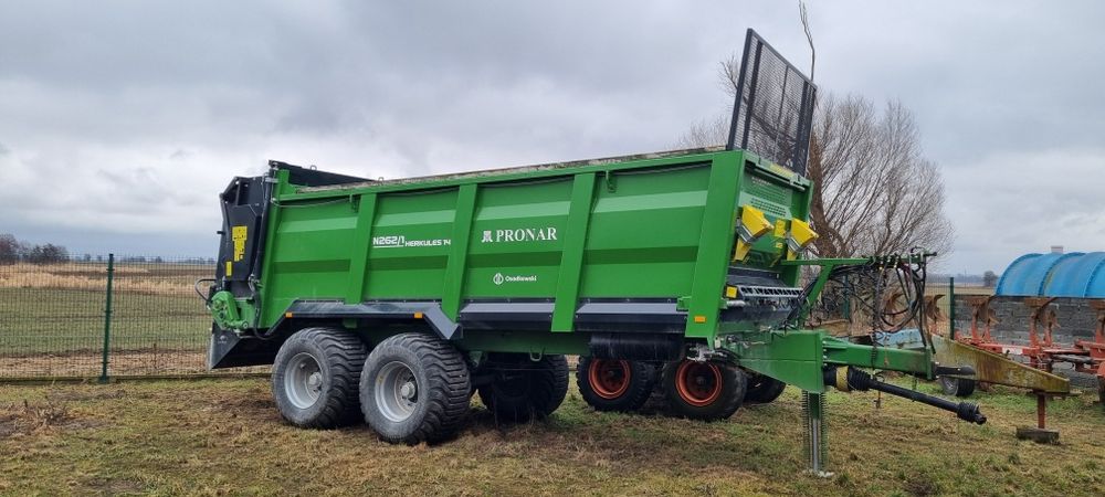 Rozrzutnik obornika Pronar N262/1