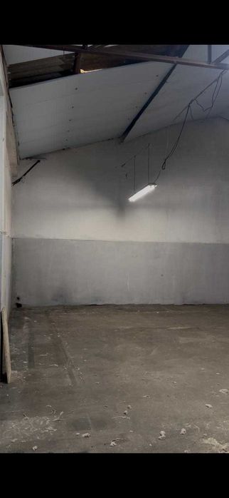 armazém de 300m2 privado