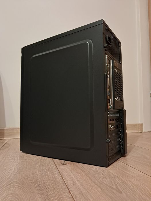 Komputer DO GIER RX 570 i3-9100F Nowy SSD 512GB