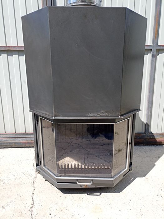 Камін Barbas 9kw на дровах для обігріву 5 кімнат
