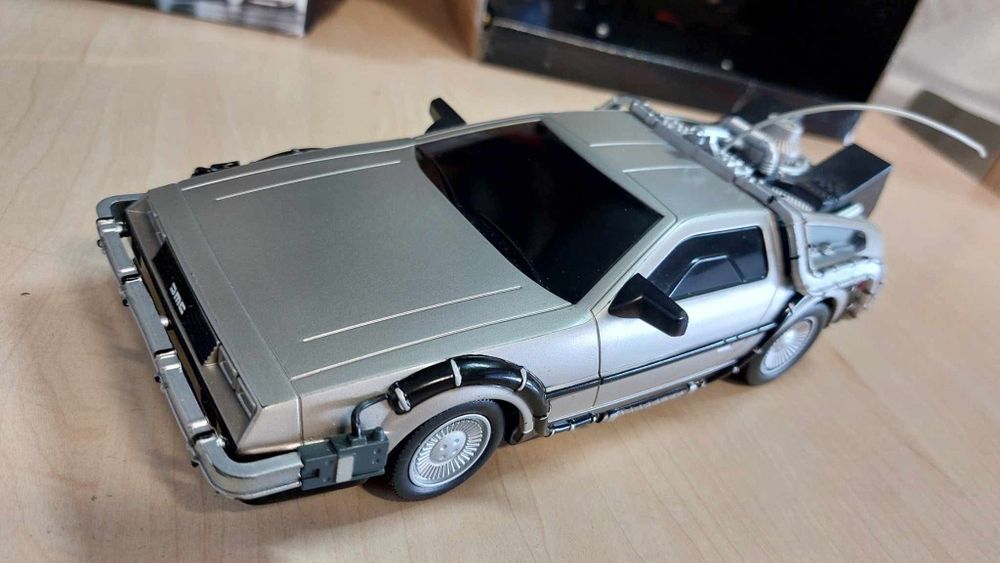 Model Delorean RC, Back to the future, Powrót do przyszłości,sterowany