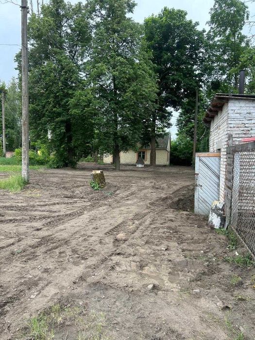 Продаж виробничо-складської комерційної бази в с.Звірів Луцького р-ну