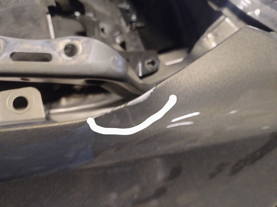 Błotnik Przedni Lewy Lak.6X1 Toyota Yaris Cross Hybryda 2022r Wysyłka