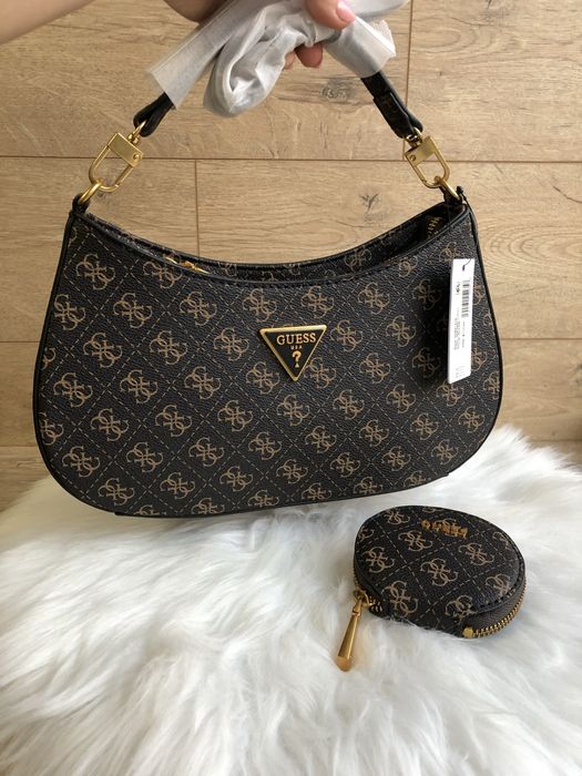 Жіноча сумка guess alexie коричнева.