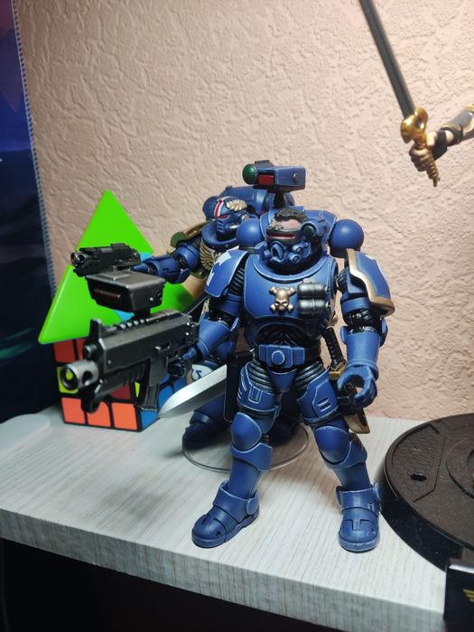 Фигурка Space Marines Joy Toy Warhammer Ultramarines
