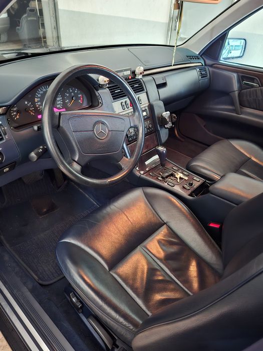 Carros mercedes 300 d