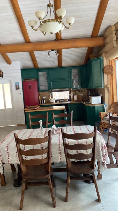 Довгострокова оренда будинку зі справжнього зруба