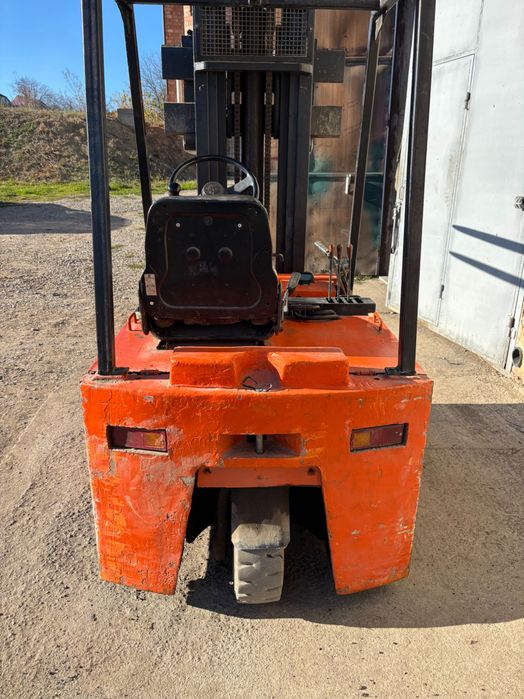 Електричний навантажувач