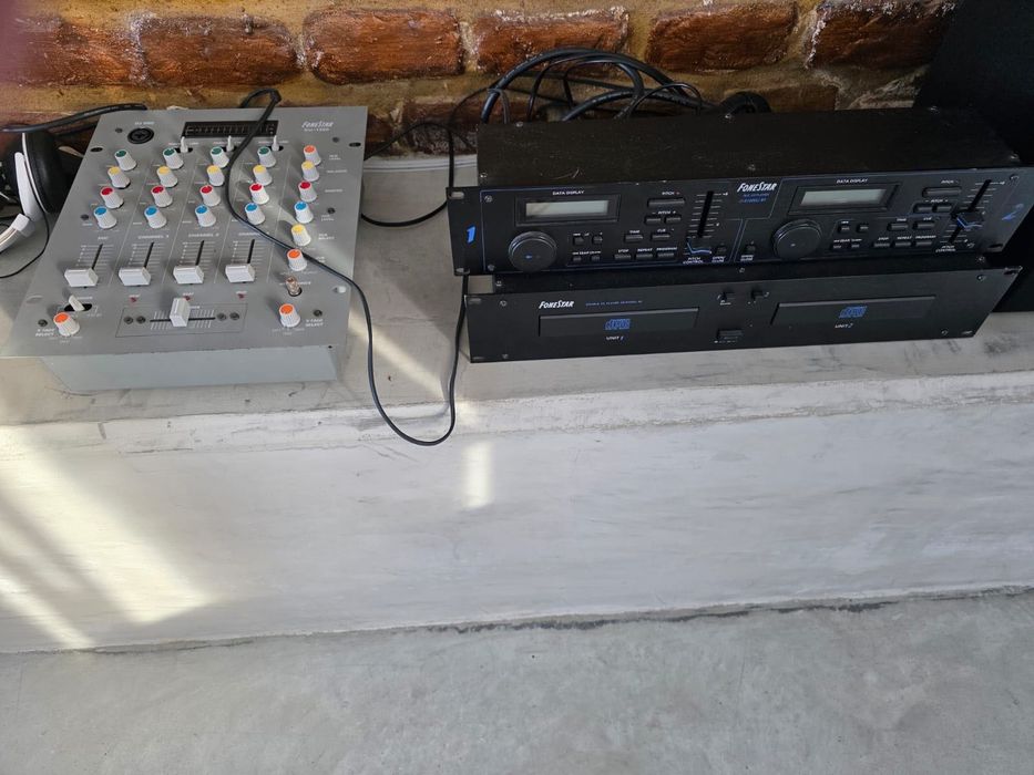 Mesa de Mistura e leitor de cds profissional