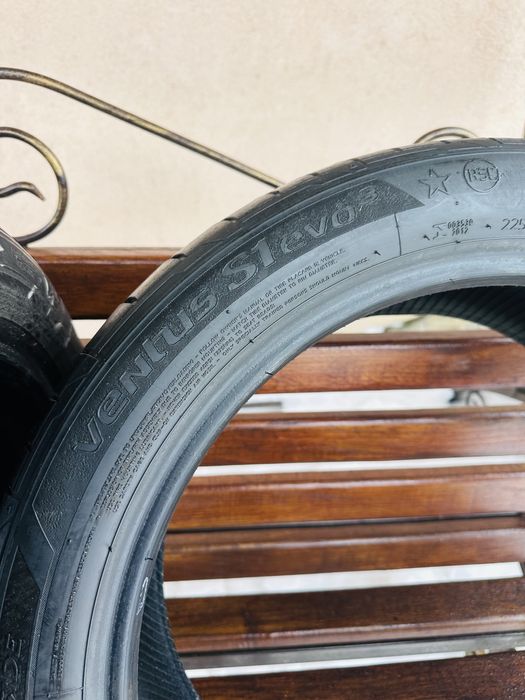 Шини літні 225/45 R18 Hankook Ventus S1 Evo3