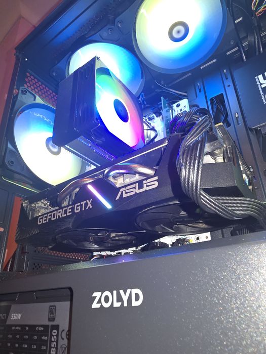 PC Gaming RYZEN , NVIDIA SUPER, 16GB RAM, teclado rato headphones novos