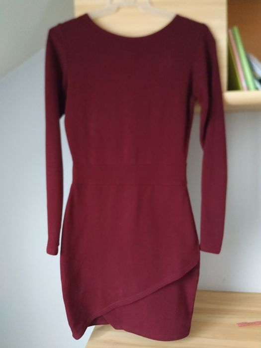 Sukienka bordowa S 36