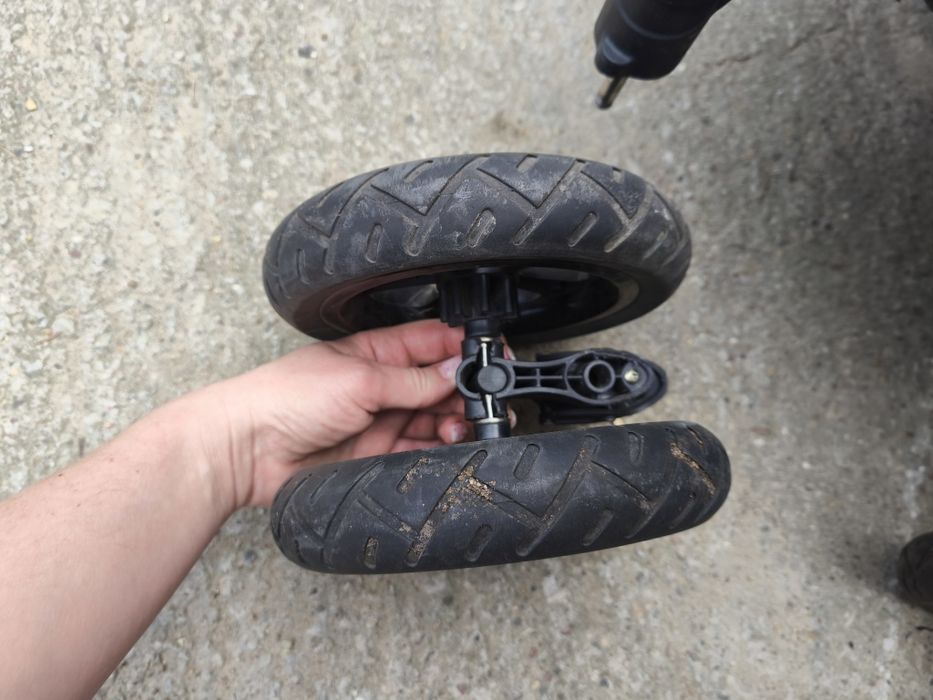 Coletto Enzo Twin Wózek Spacerowy Bliźniaczy