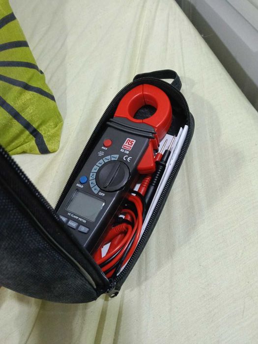 Alicate Amperímetro Digital RS PRO RS-330 Como Novo | Com Bolsa Original