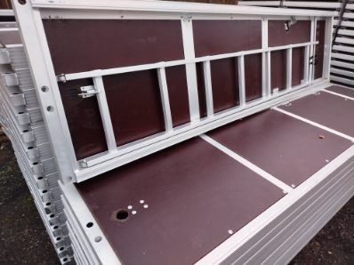 Rusztowania elewacyjne plettac