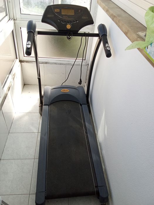 Electric treadmill449828224259205123