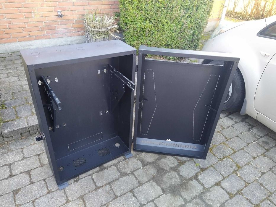 Startech Com Startech Rk830Walvs Stojak 8U Szafa Wisząca Serwerowa