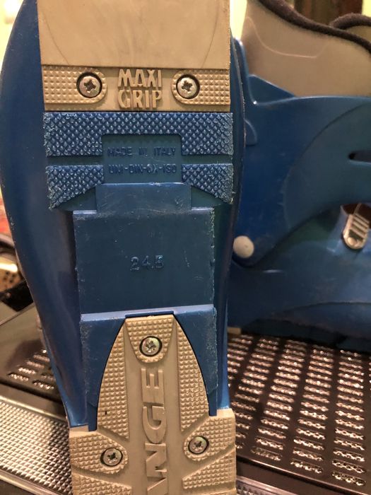 Продам лыжные ботинки 24,5 размер