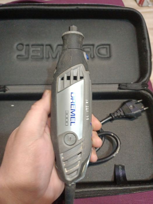 Narzędzie wielofunkcyjne multi szlifierka Dremel 3000