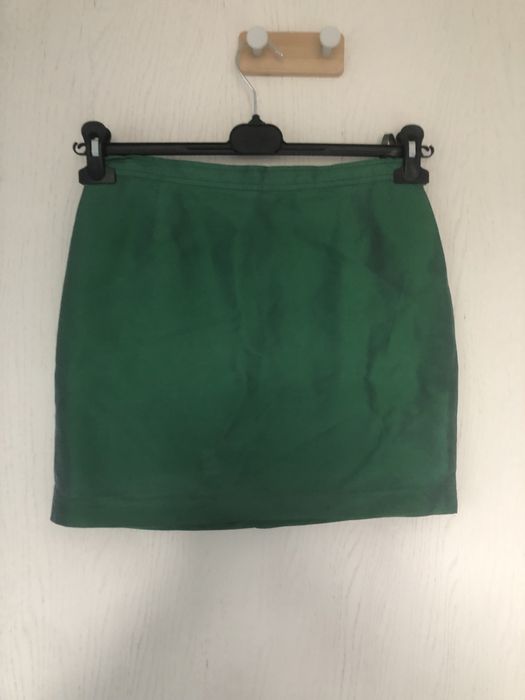 Zielona jedwabna spodniczka mini