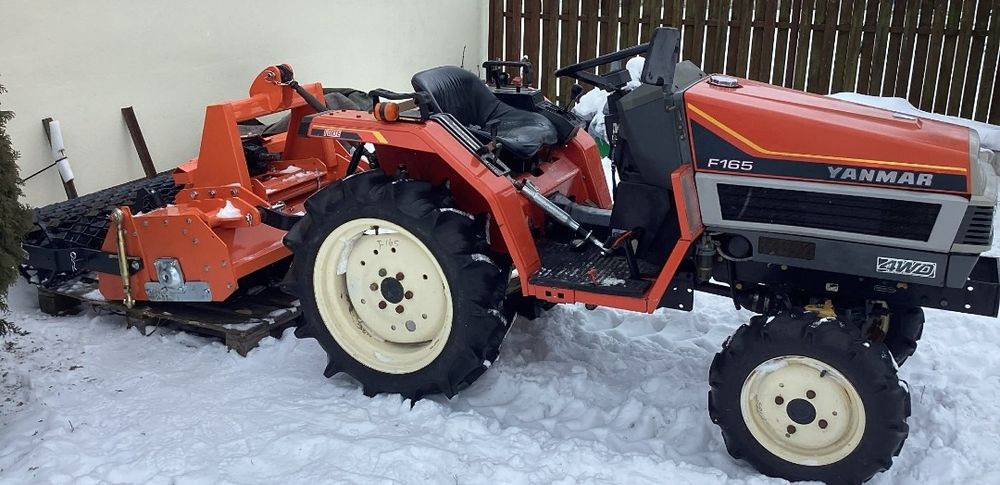 Usługi ogrodnicze Glebogryzarka separacyjna Wertykulacja  Przycinki