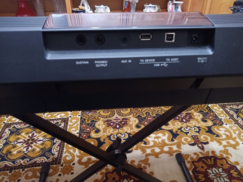 Сінтезатор PSR -E463, стан відмінний.