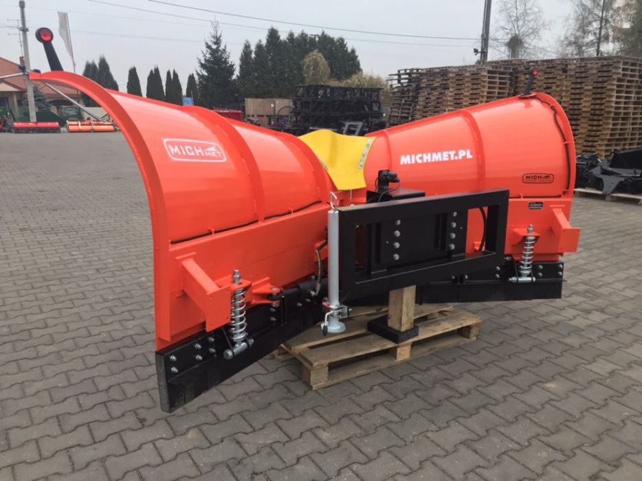 Plug do śniegu strzałka 300 cm manitou tur euro i tuz JCB CAT nowy