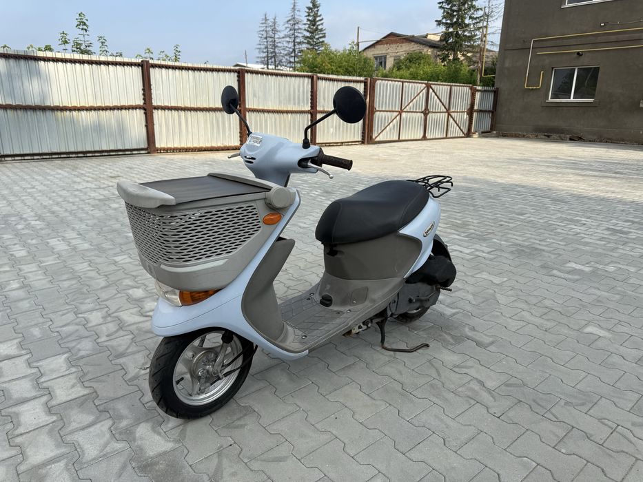 Японський мопед Suzuki Lets 4 basket з корзинкою